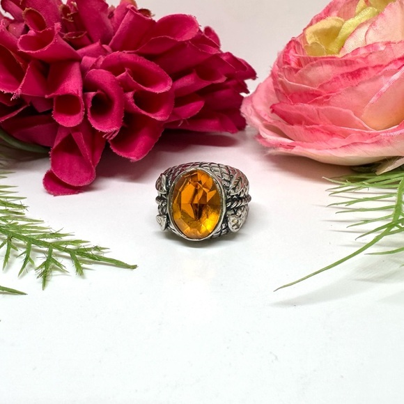 Vintage Jewelry - VINTAGE⚜️RETRO Orange Crystal Cocktail Ring - Size 6